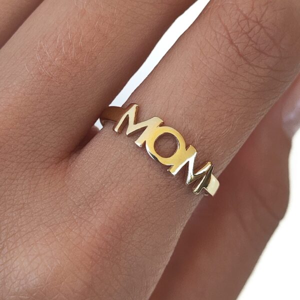 טבעת זהב MOM" 14K''